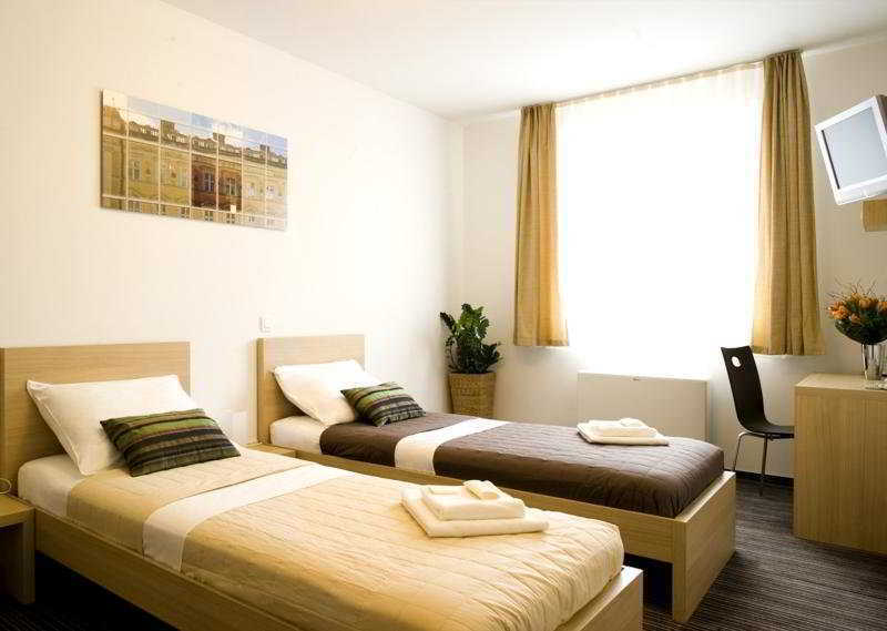Ahotel