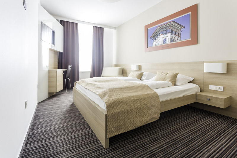 Ahotel Ljubljana